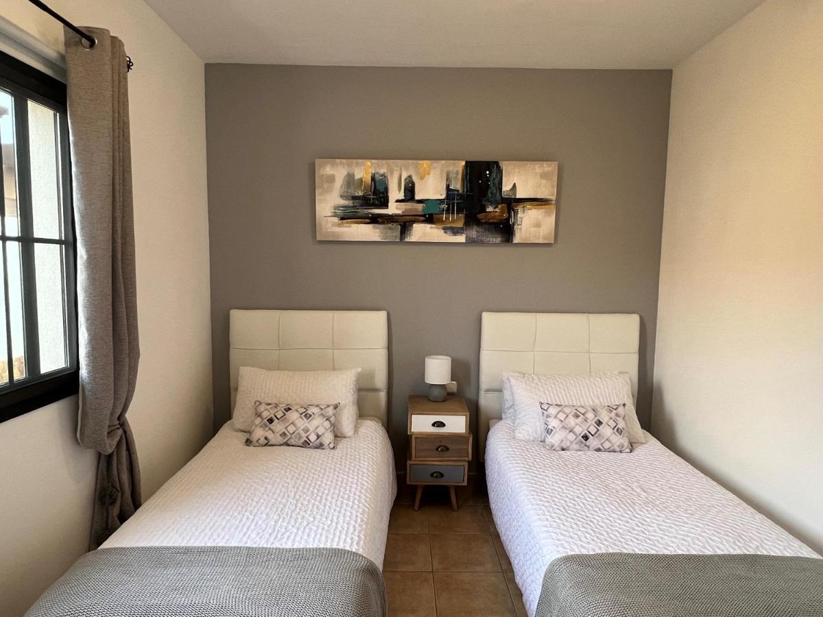 Villa Eva - New To The Market, Fully Refurbished Licensed Villa - Private Pool Caleta De Fuste Kültér fotó