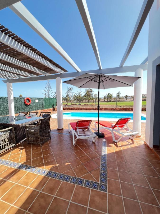 Villa Eva - New To The Market, Fully Refurbished Licensed Villa - Private Pool Caleta De Fuste Kültér fotó