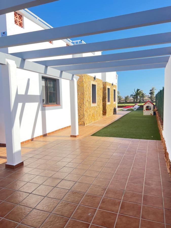 Villa Eva - New To The Market, Fully Refurbished Licensed Villa - Private Pool Caleta De Fuste Kültér fotó